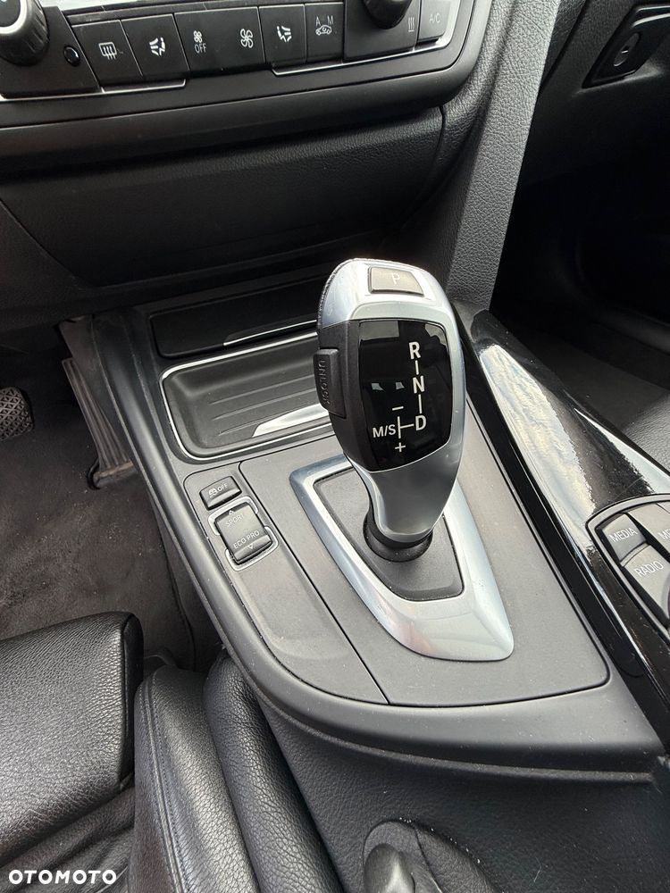 BMW Seria 3 - 24