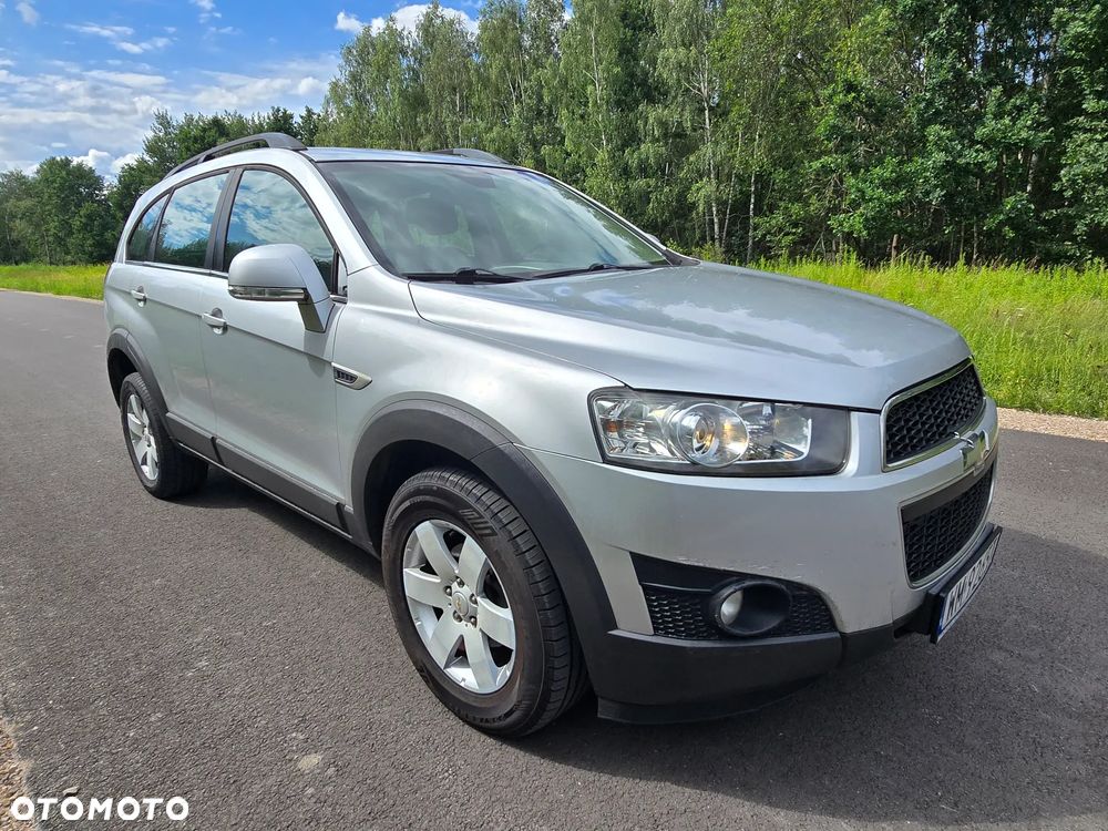 Chevrolet Captiva 2.2 D LT FWD - 23