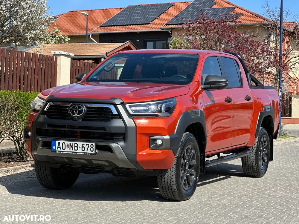 Toyota Hilux 2.8D 204CP 4x4 Double Cab AT MHEV Invincible Color Edition (3E5) - 1