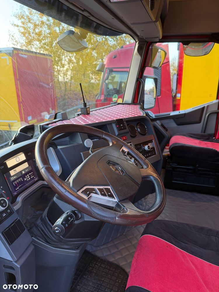 Renault T440 - 6