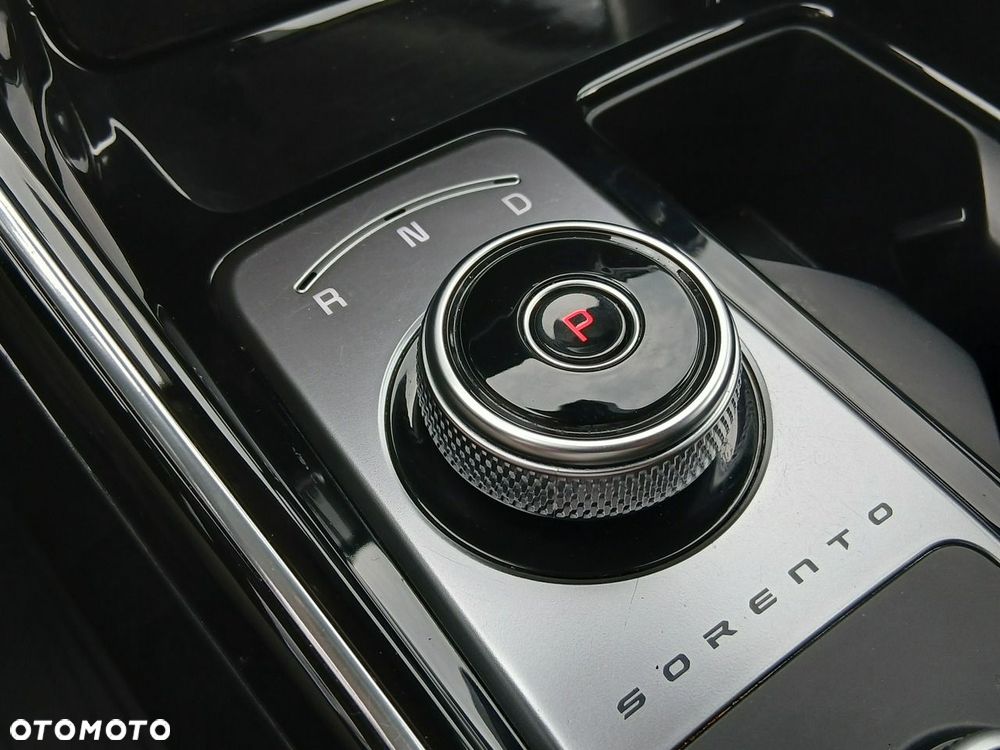 Kia Sorento - 30