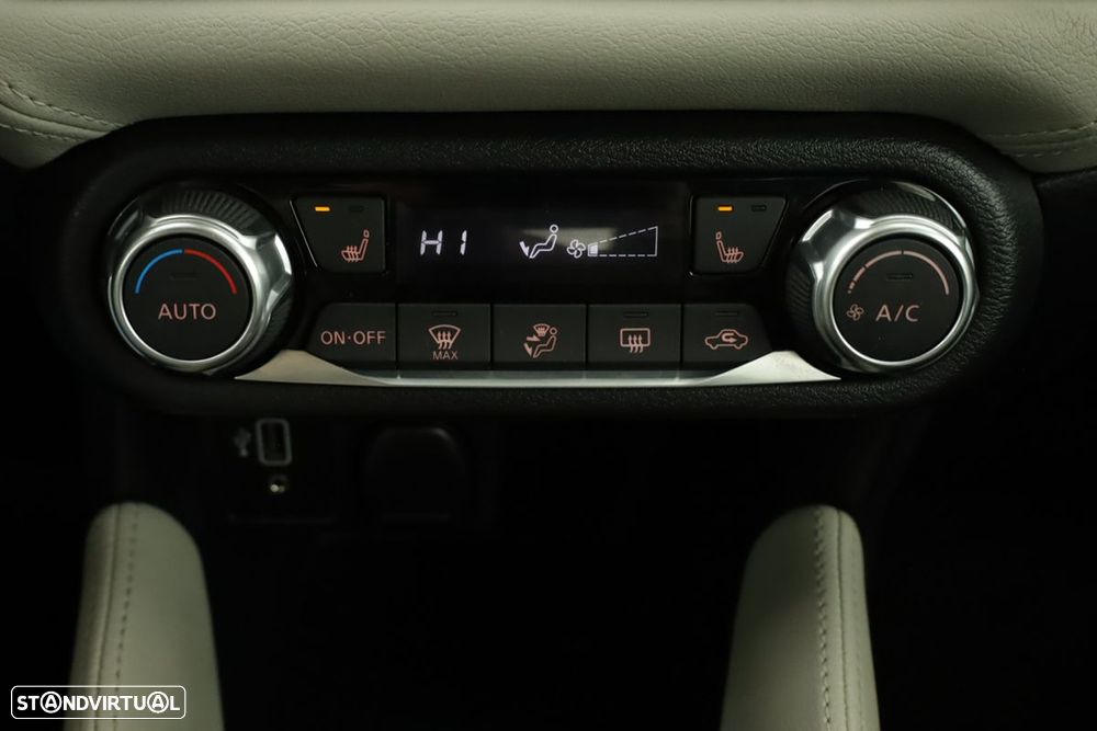 Nissan Micra 1.0 IG-T Tekna CVT - 13