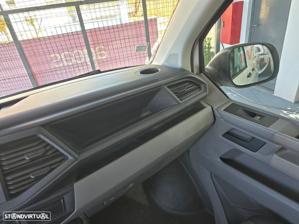 VW Transporter 2.0 TDI - 20