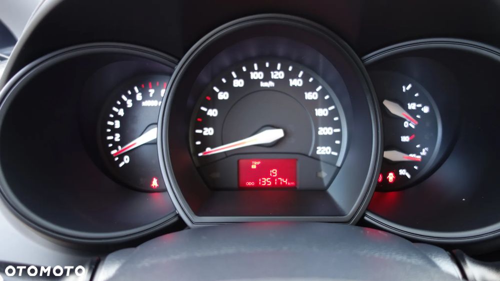 Kia Rio 1.2 Business Line - 14