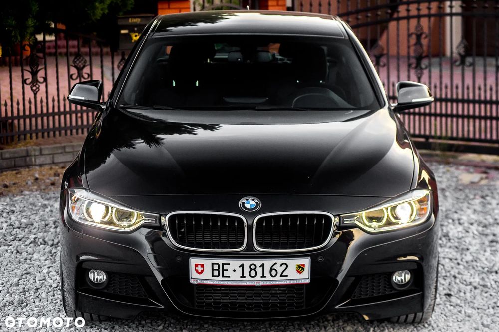 BMW Seria 3 320d Sport-Aut Blue Performance Sport Line - 4