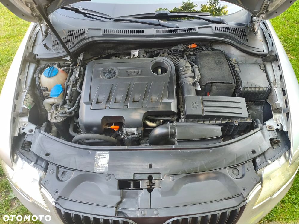 Skoda Superb 2.0 TDI Active DSG - 12