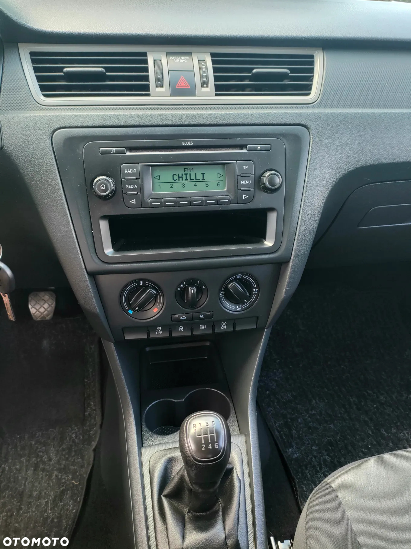Skoda RAPID 1.2 TSI Active - 17