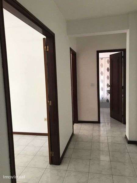 Apartamento T1 Rua de Diu / Junto à circunvalação e VCI (Porto) - Grande imagem: 5/11