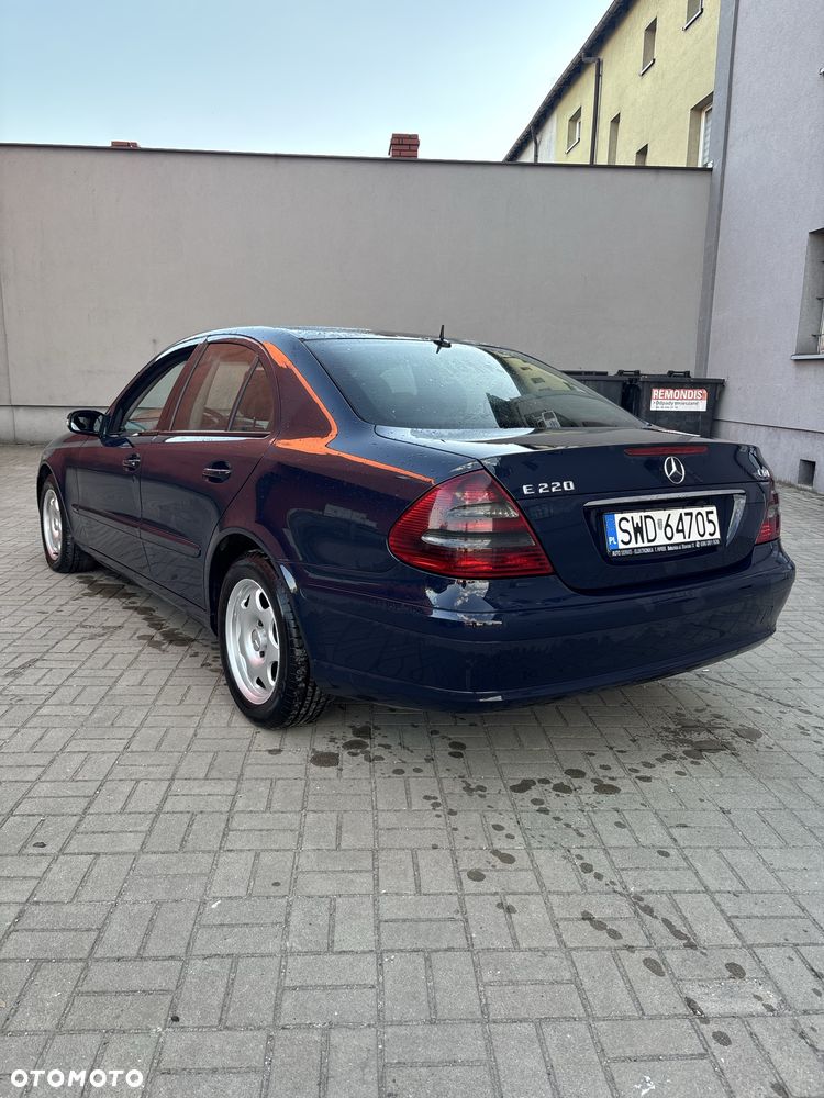 Mercedes-Benz Klasa E - 5