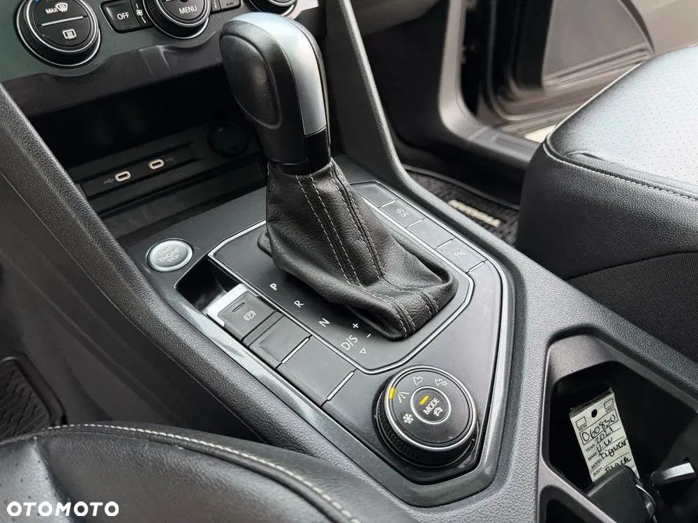 Volkswagen Tiguan - 14