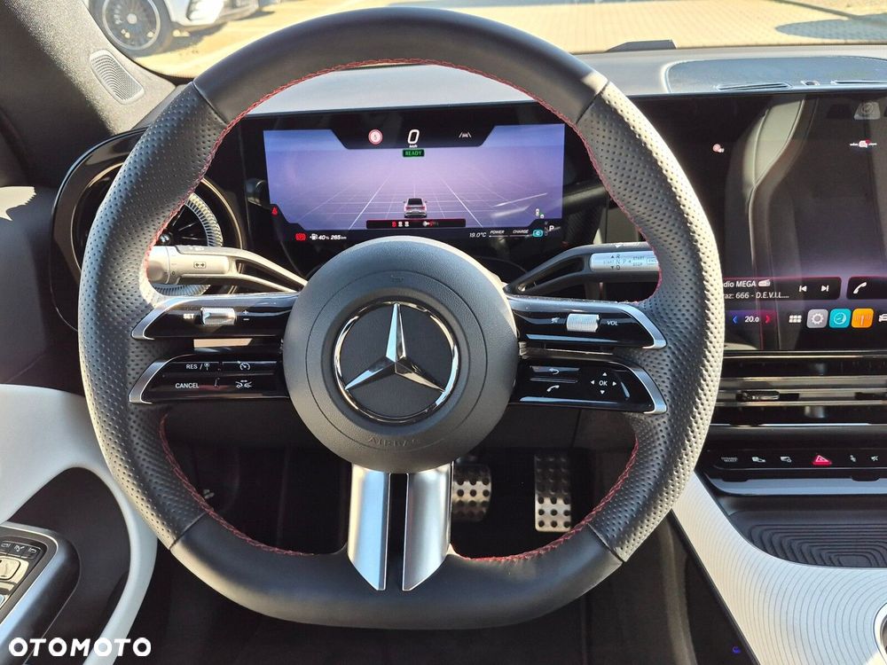 Mercedes-Benz CLA - 23