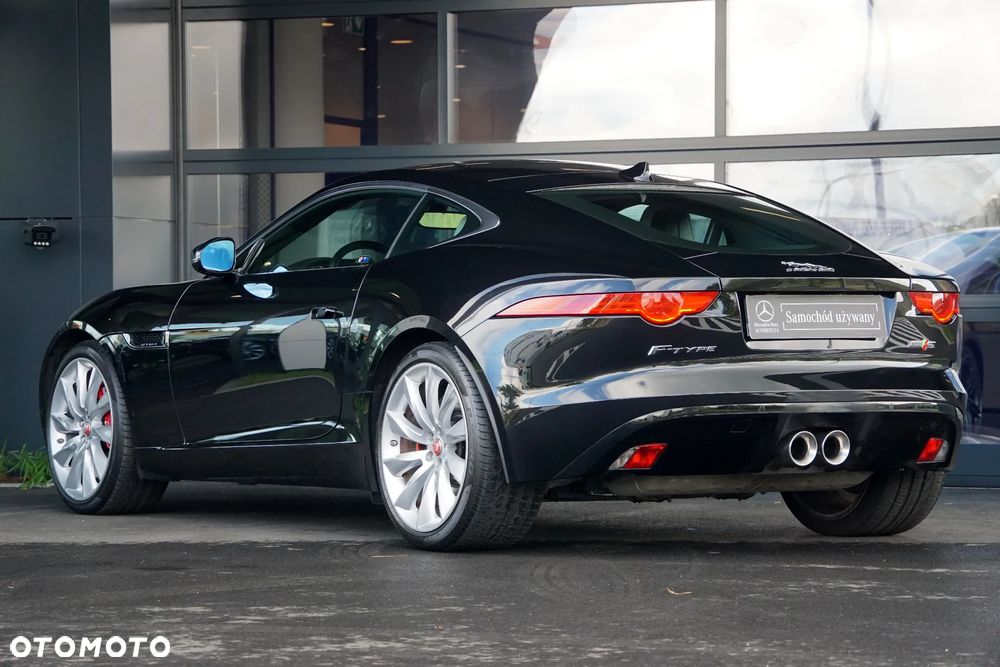 Jaguar F-Type S AWD - 4