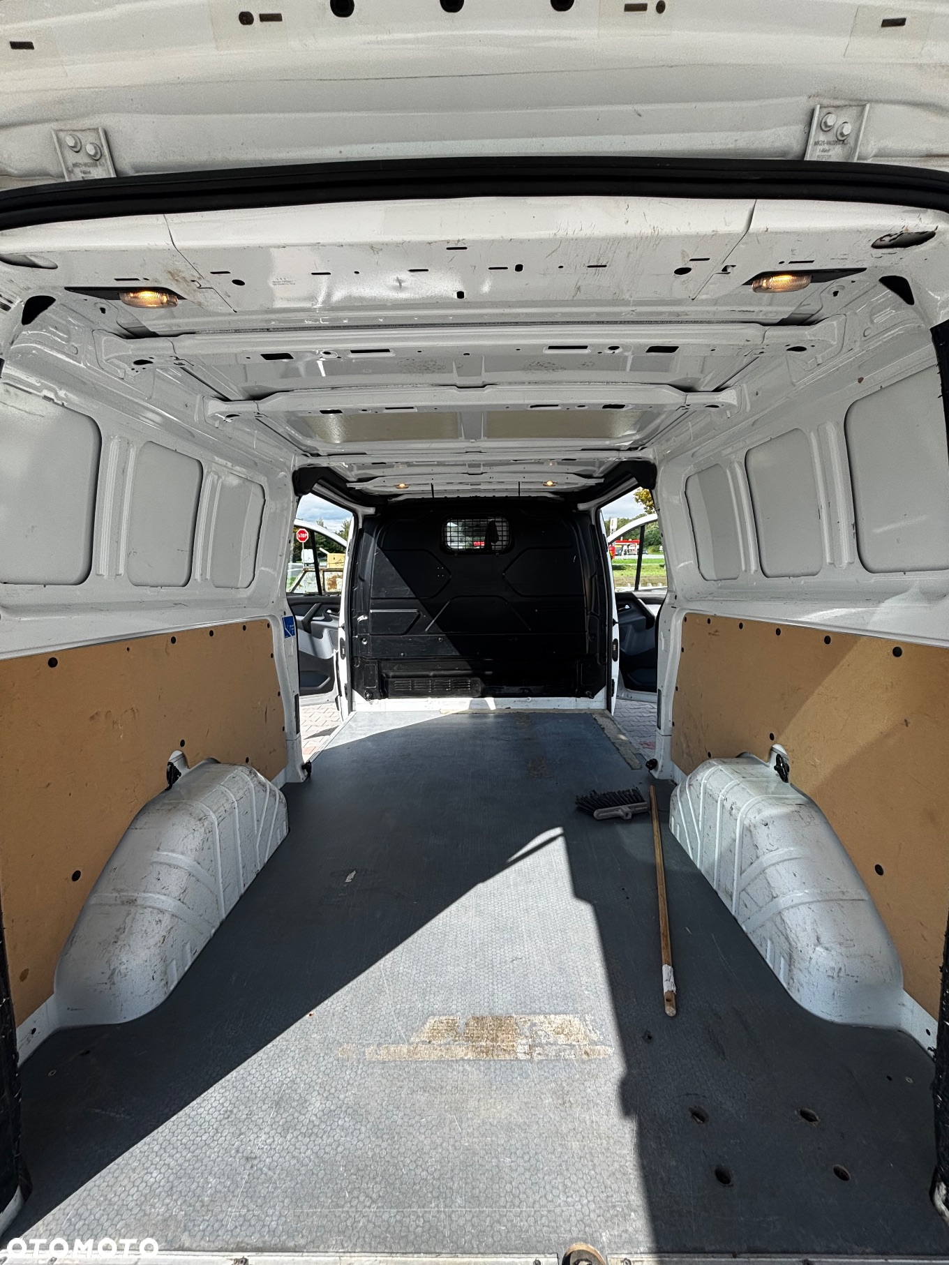 Ford Transit custom - 8