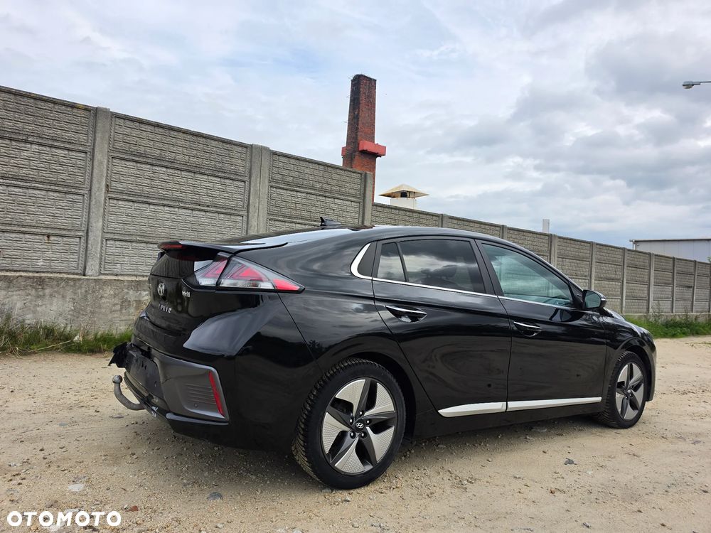 Hyundai IONIQ hybrid Platinum - 34
