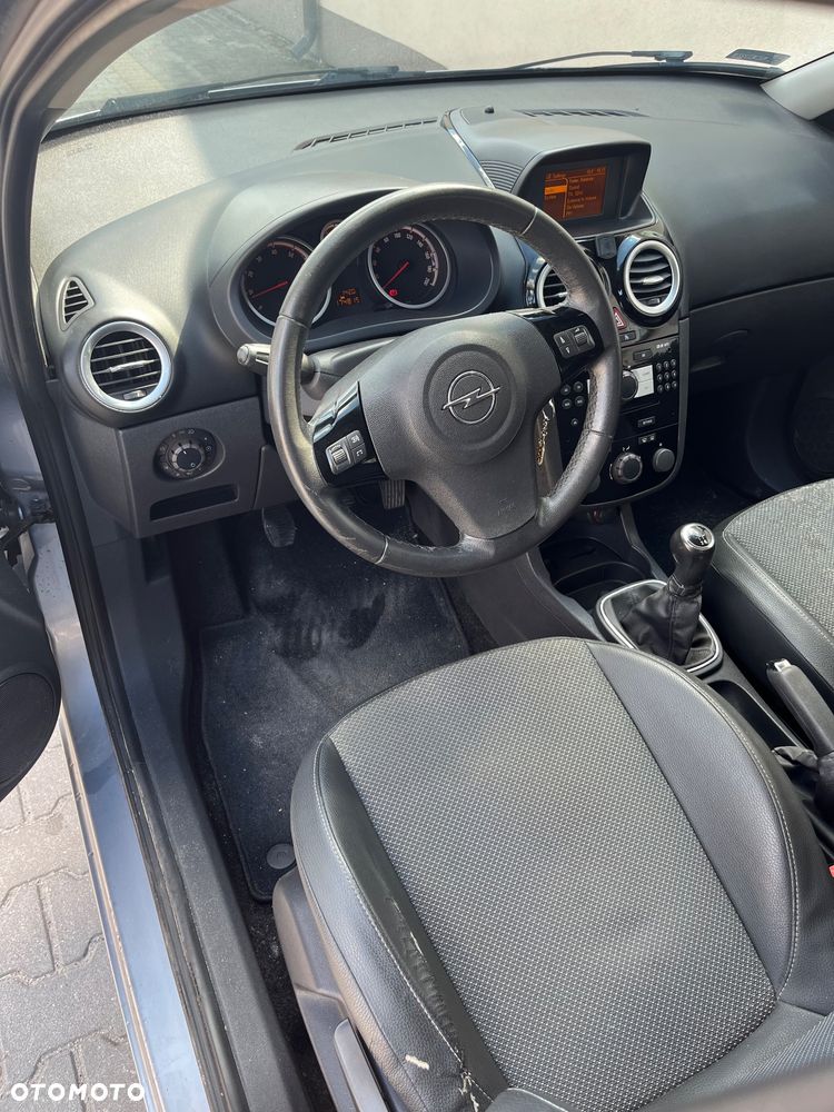Opel Corsa 1.2 16V Silverline - 5