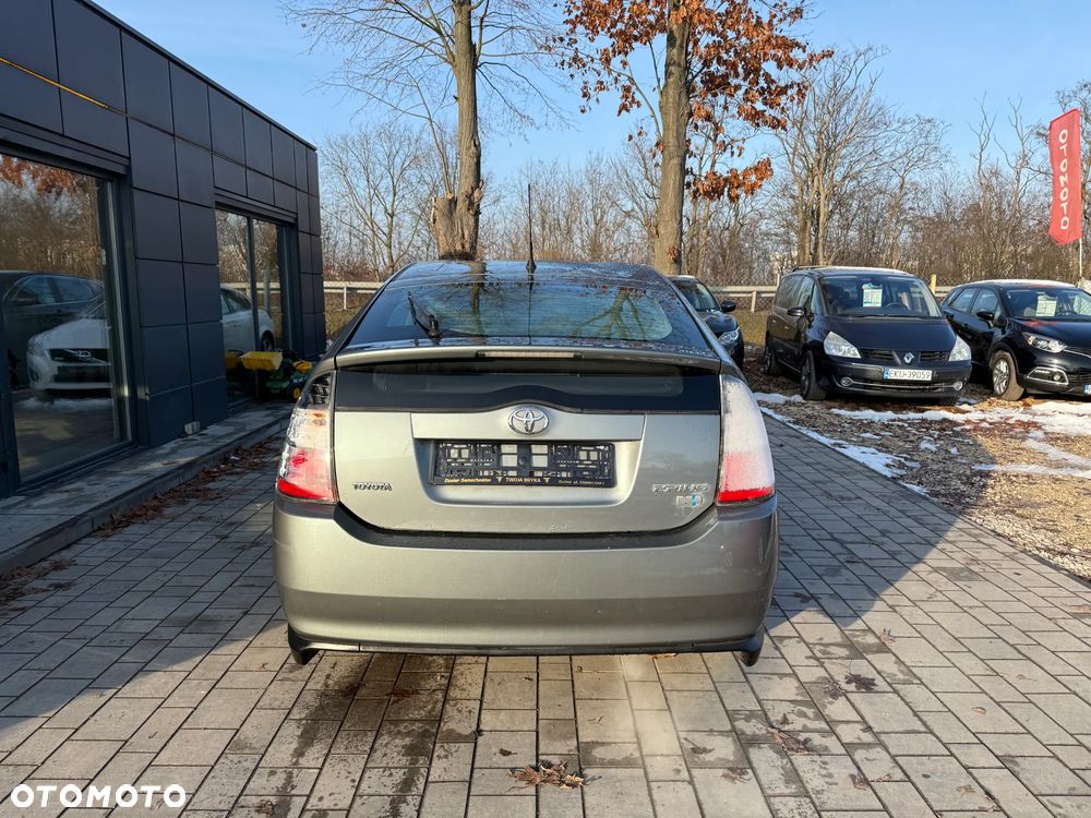 Toyota Prius 1.5 VVT-i Prestige - 14