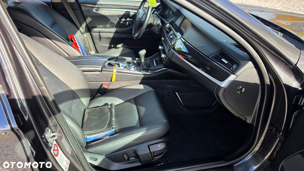 BMW Seria 5 520d Edition Fleet - 14