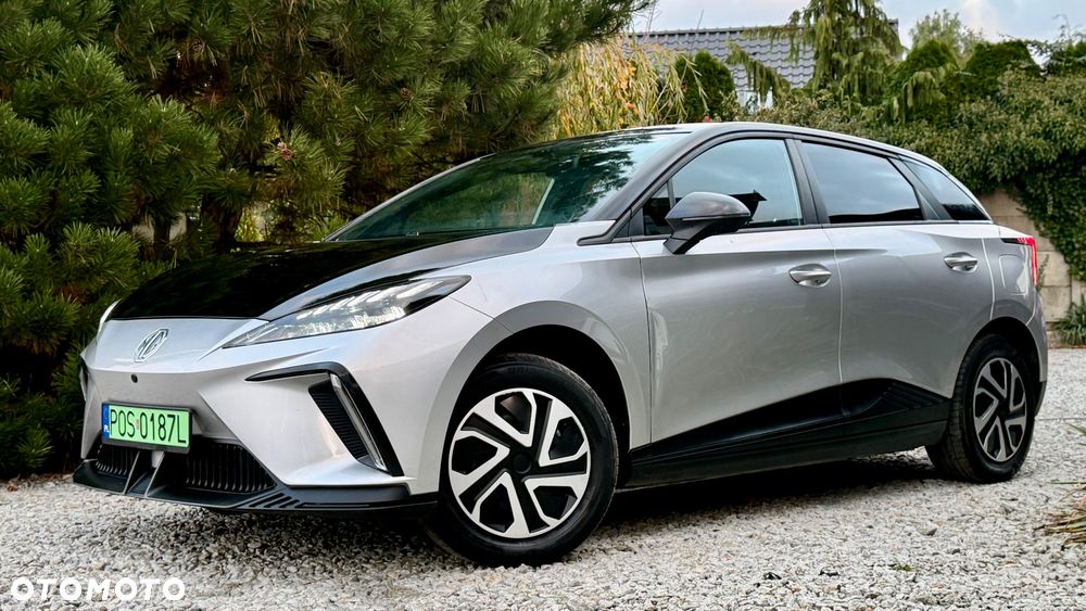 MG 4 Luxury 49 kWh - 5