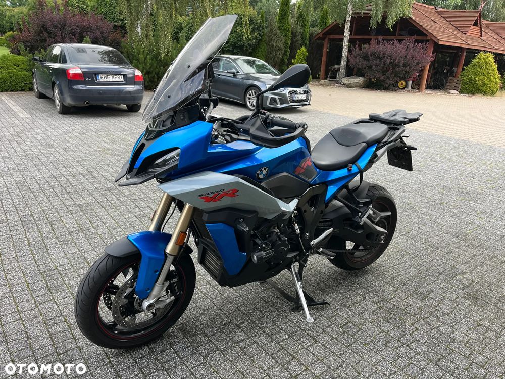 BMW XR - 1