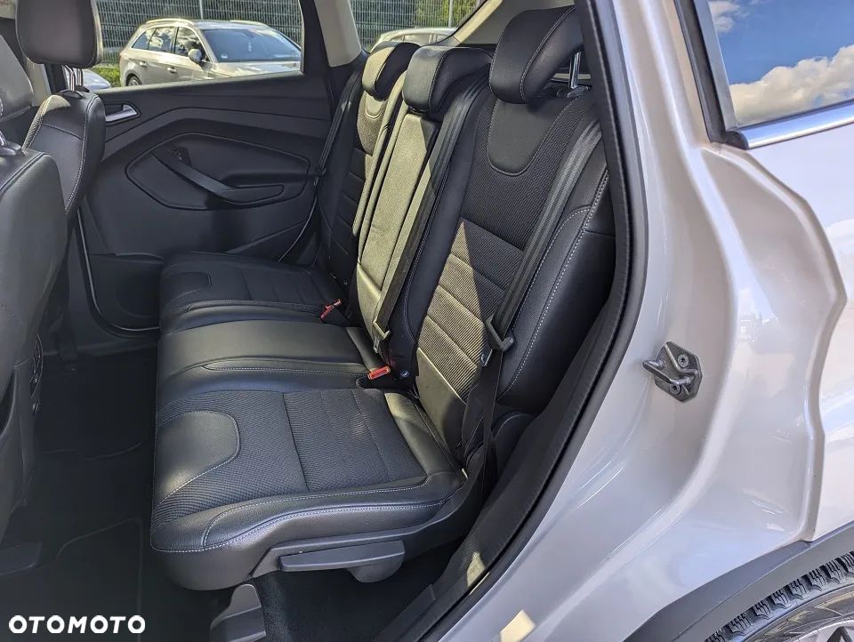Ford Kuga 2.0 TDCi 4WD Titanium - 27