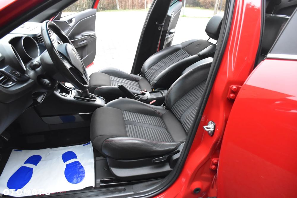 Alfa Romeo Giulietta 1.6 JTDM Distinctive - 11