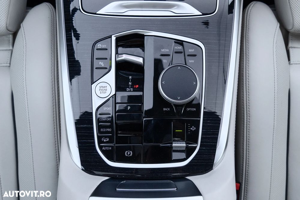 BMW X7 xDrive40d AT MHEV - 25