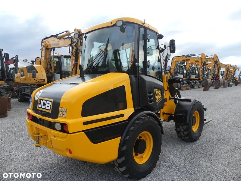 JCB 407 T4 z Niemiec / 2790mtg / BEZ DPF / - 6