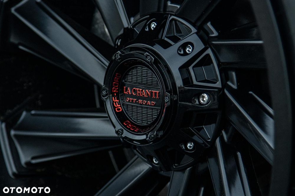 RAM 1500 5.7 Crew Cab Shortbed Laramie Black - 37