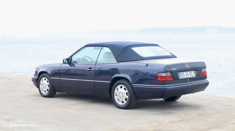 Mercedes-Benz E 220 - 32