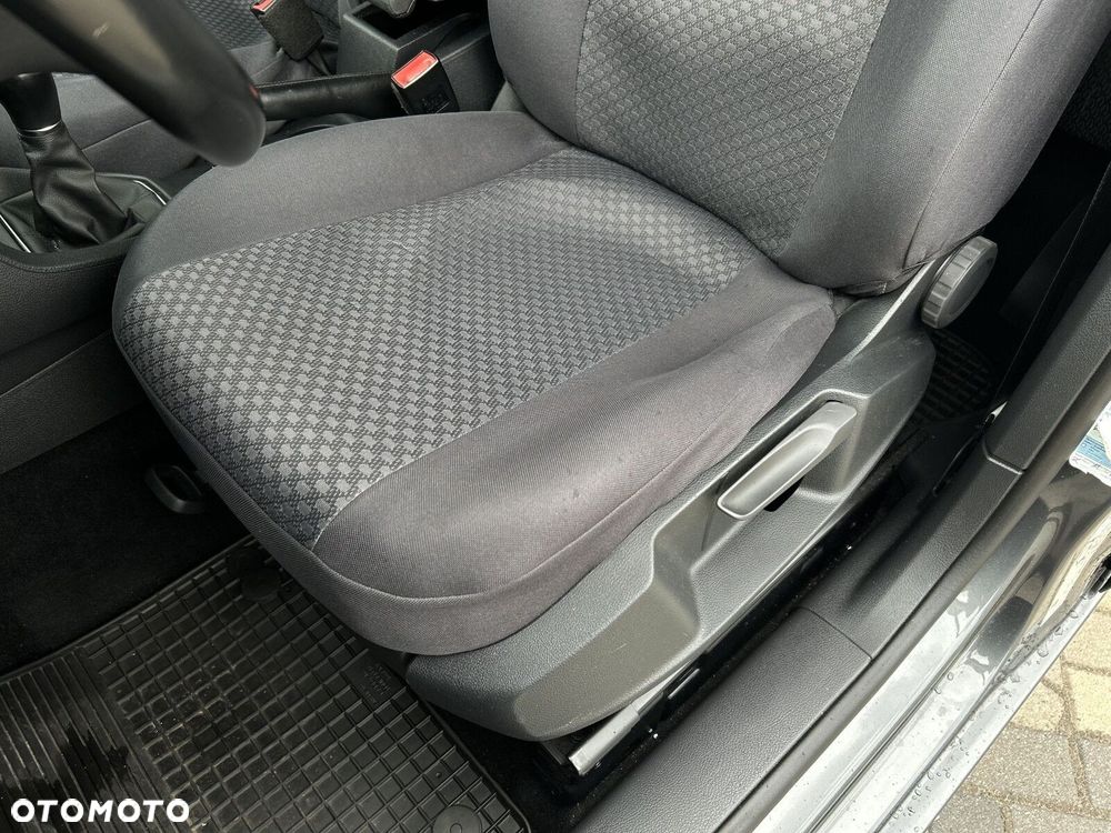 Volkswagen Caddy - 13