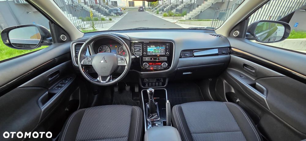 Mitsubishi Outlander 2.0 City Style 2WD - 12