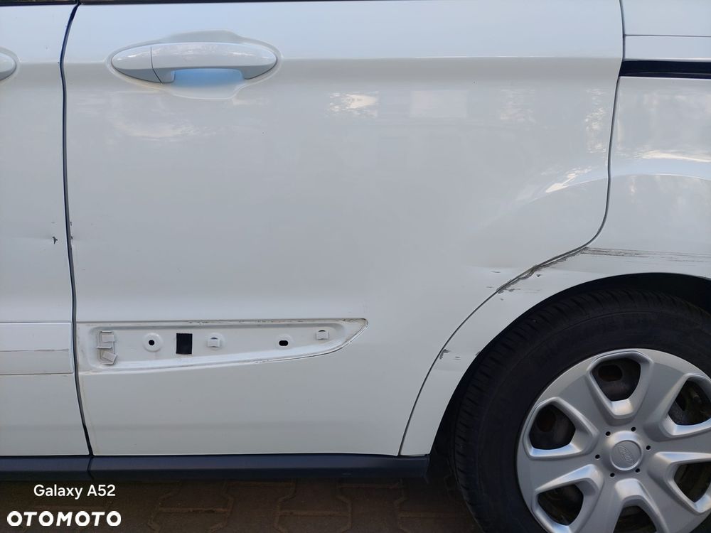 Ford Tourneo Courier 1.5 TDCi Trend - 3