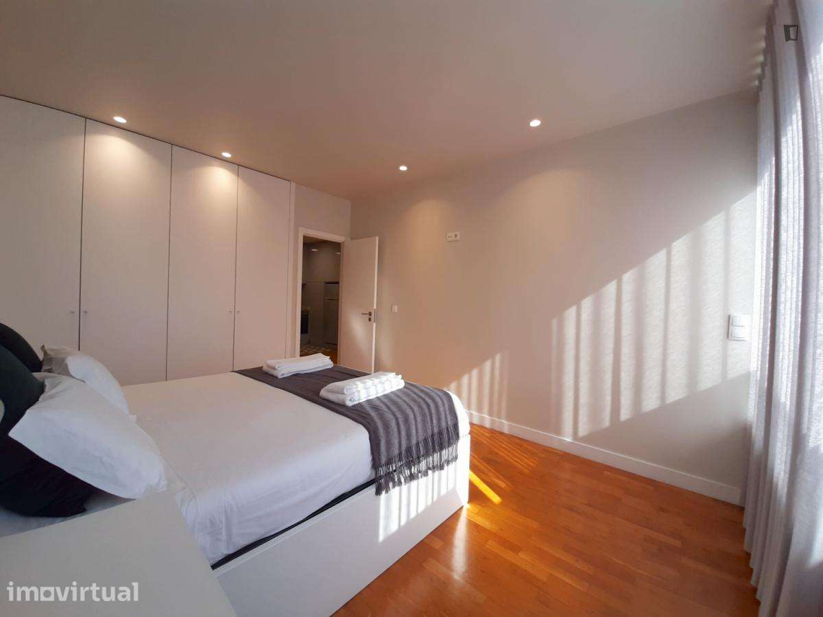 Apartamento com 2 quartos - localizado em Santo Ildefonso Porto - Grande imagem: 4/18