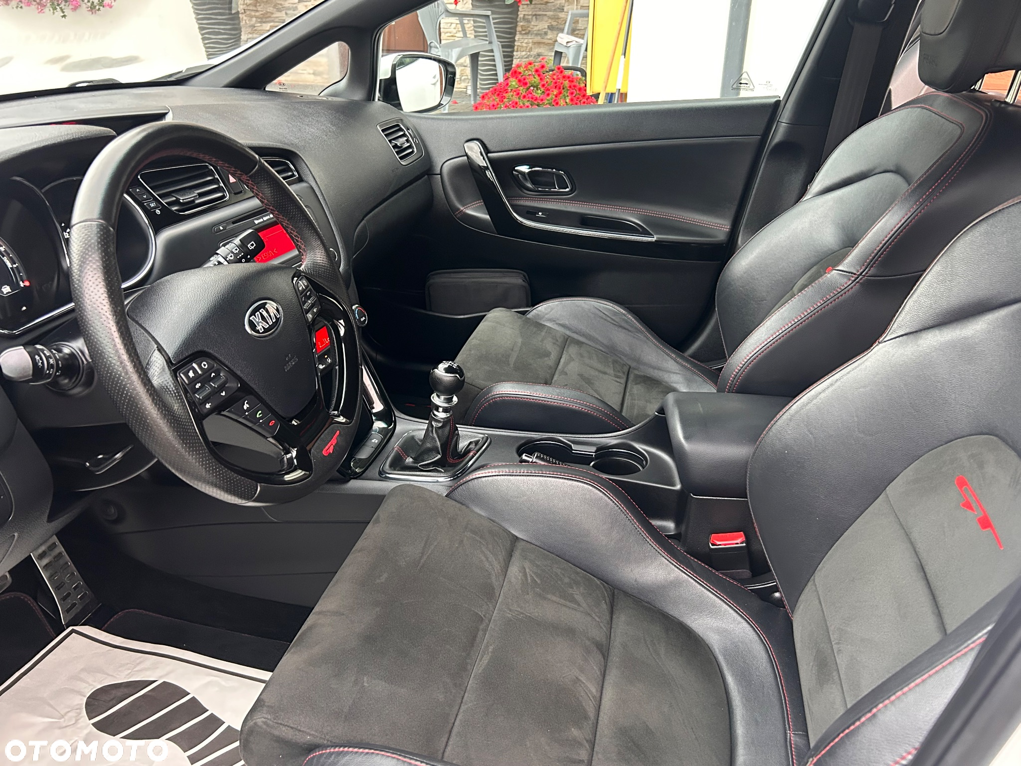 Kia Ceed 1.6 T-GDI GT-Track - 29