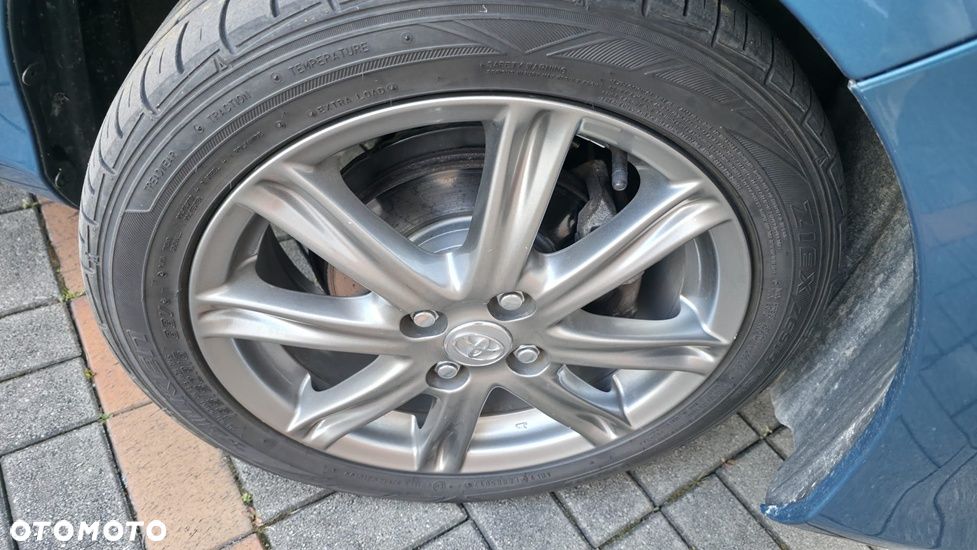 Toyota Yaris 1.33 Premium - 23