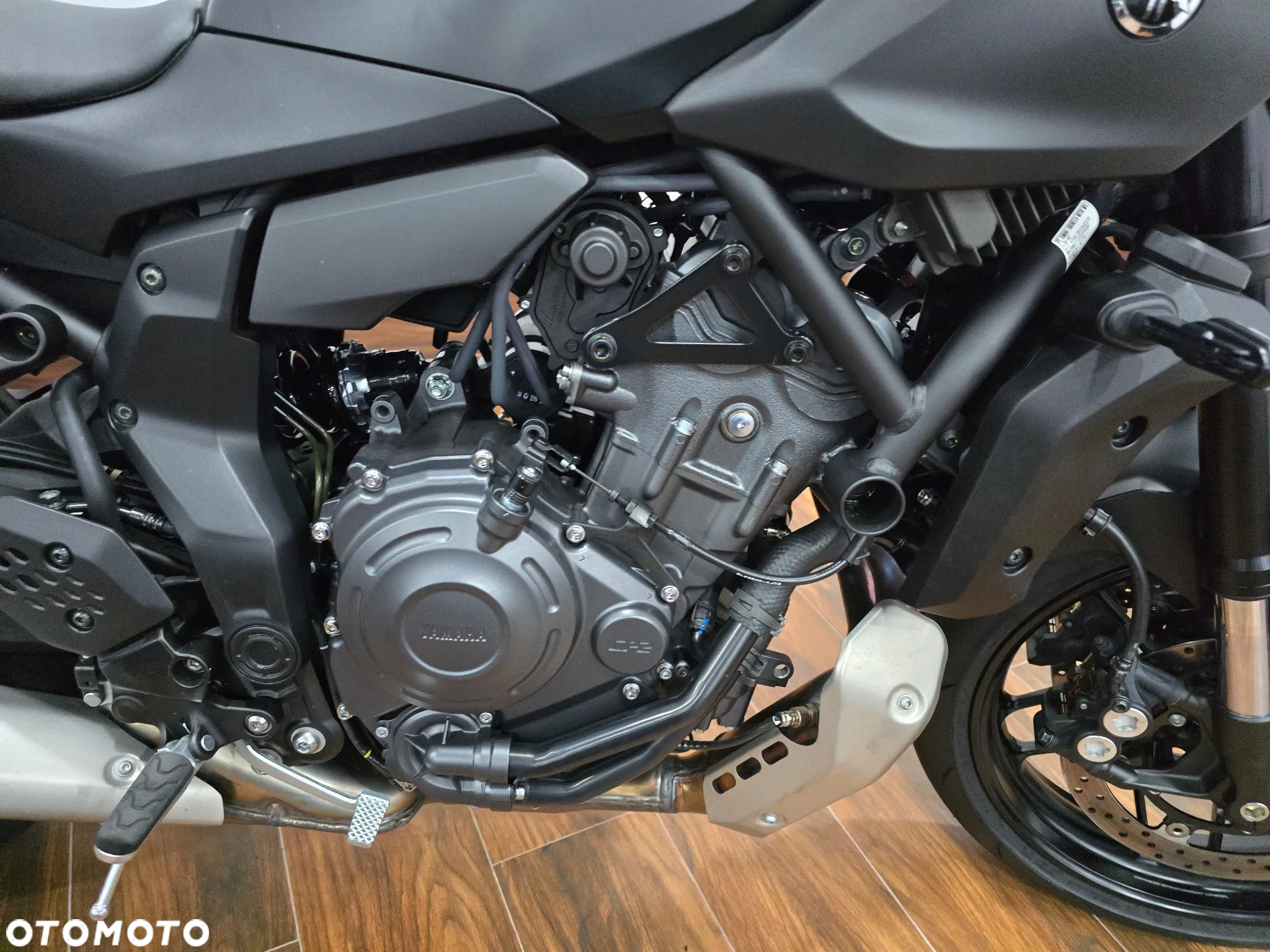 Yamaha MT - 17
