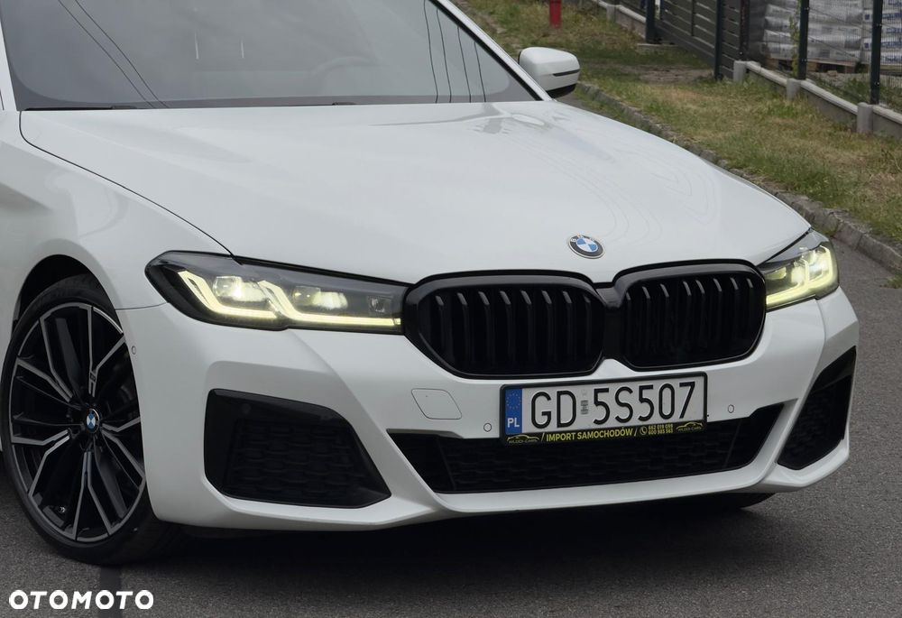 BMW Seria 5 520d xDrive M Sport Edition - 4