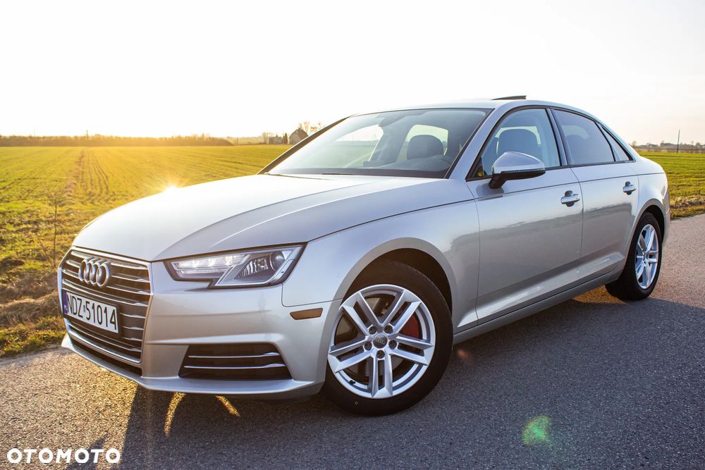 Audi A4 Limousine - 1