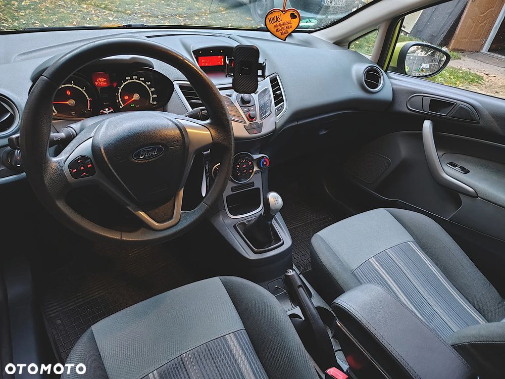 Ford Fiesta 2008 photo 4