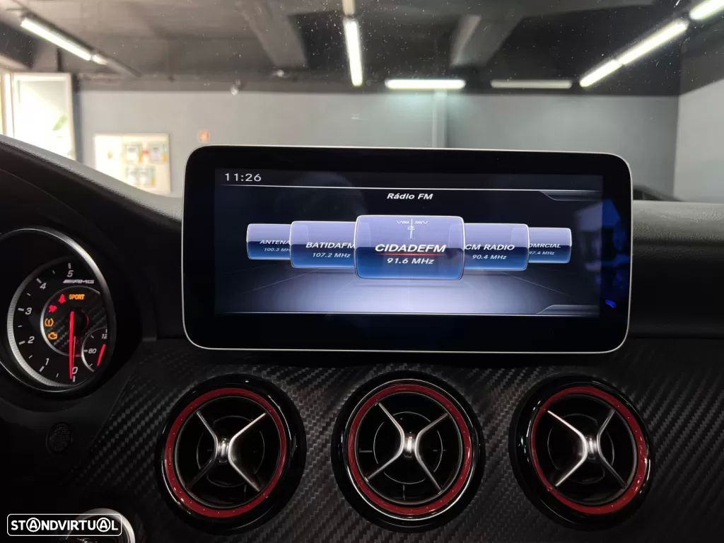 Mercedes-Benz A 45 AMG 4Matic Speedshift 7G-DCT - 22