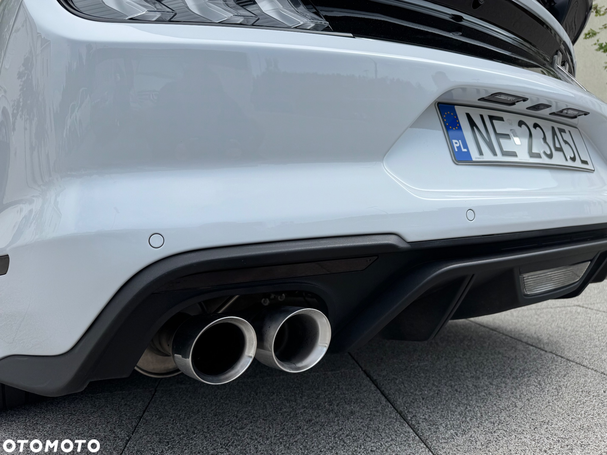Ford Mustang 5.0 V8 GT - 12