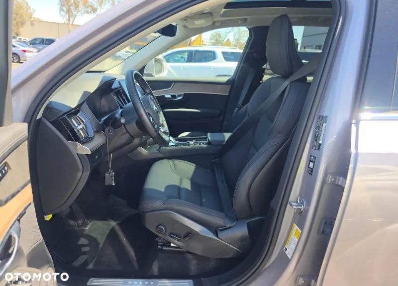 Volvo XC 90 - 7