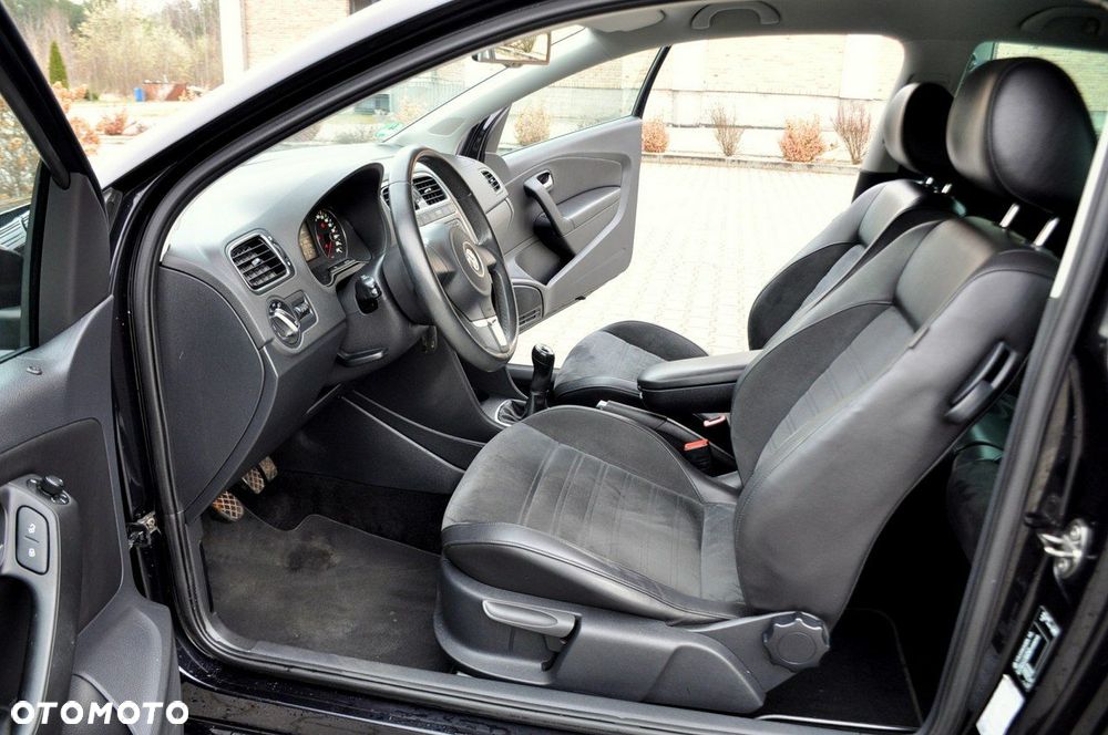 Volkswagen Polo - 22