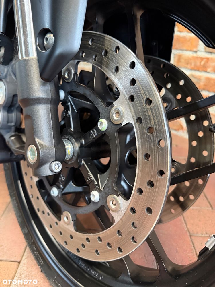 Yamaha Tracer - 36