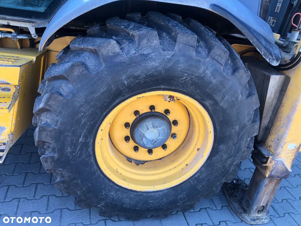Volvo BL71 - 12