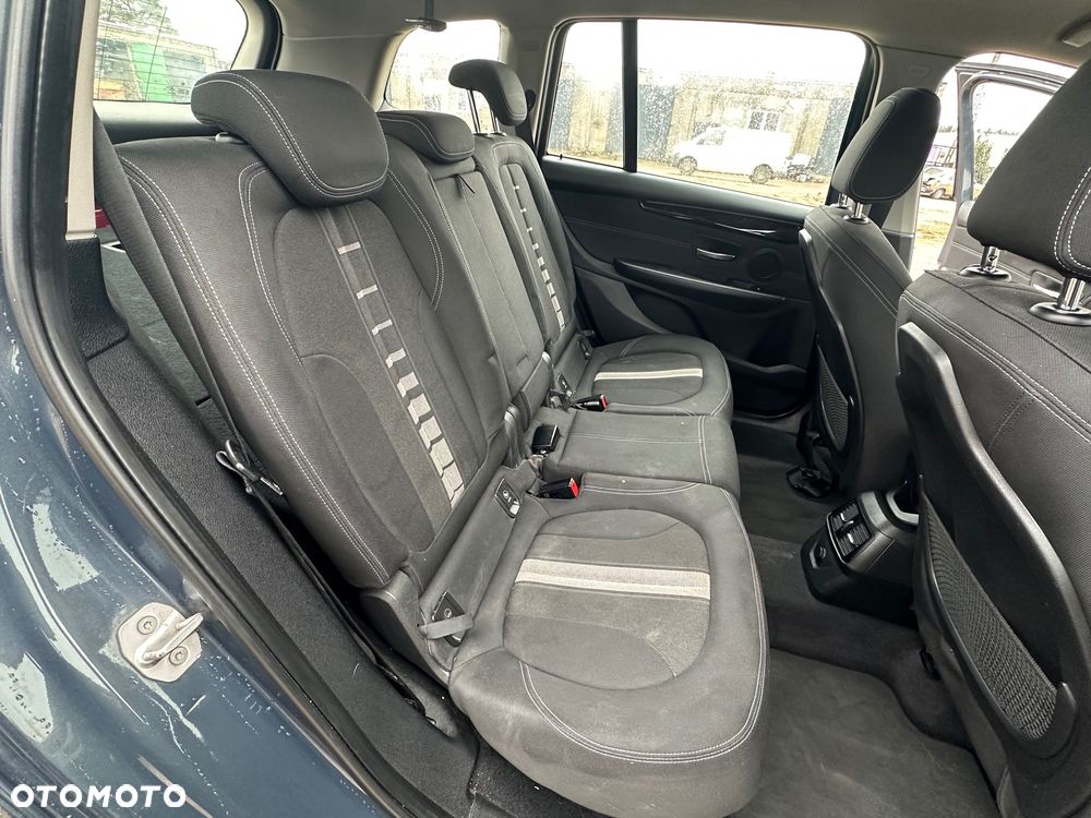 BMW Seria 2 218d Sport-Aut Sport Line - 15