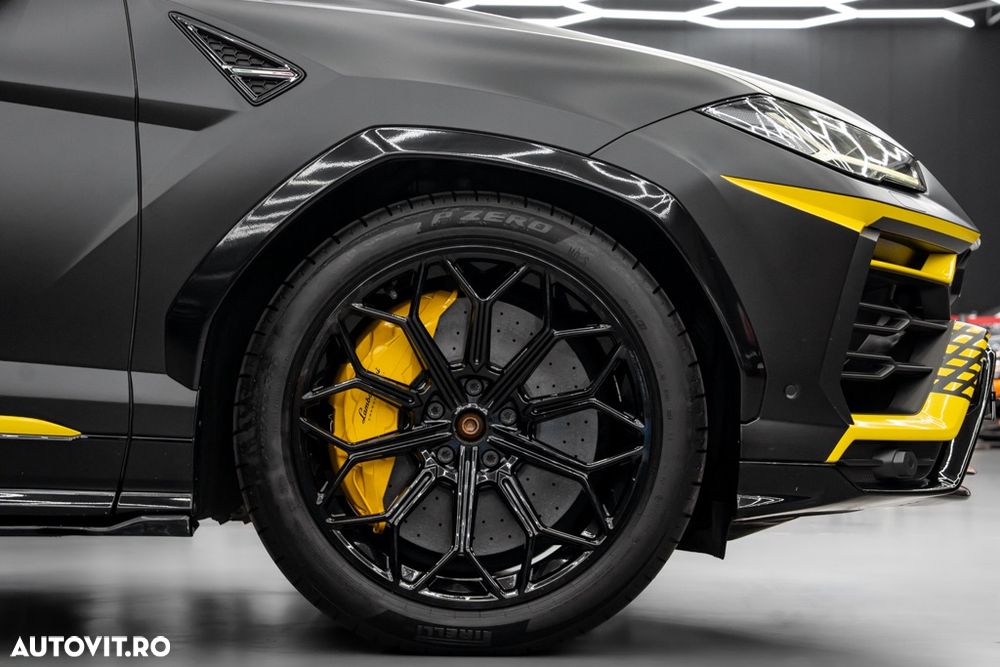 Lamborghini URUS Standard - 8