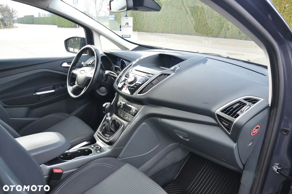 Ford Grand C-MAX 2.0 TDCi Titanium - 29