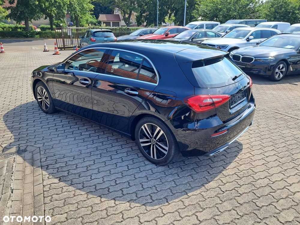 Mercedes-Benz Klasa A 200 d Progressive - 2
