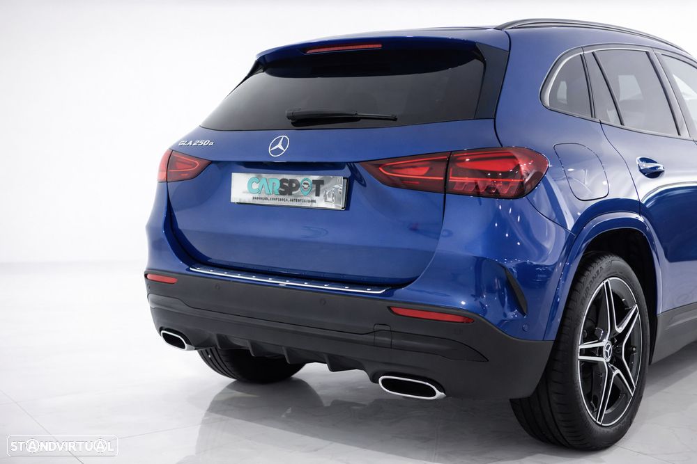 Mercedes-Benz GLA 250 e AMG Line - 10